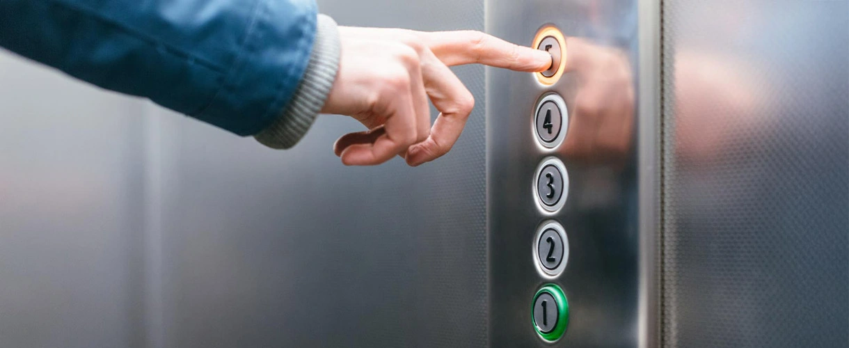 Elevator Pitch i tablice, czyli jak przygotować skuteczną autoprezentację