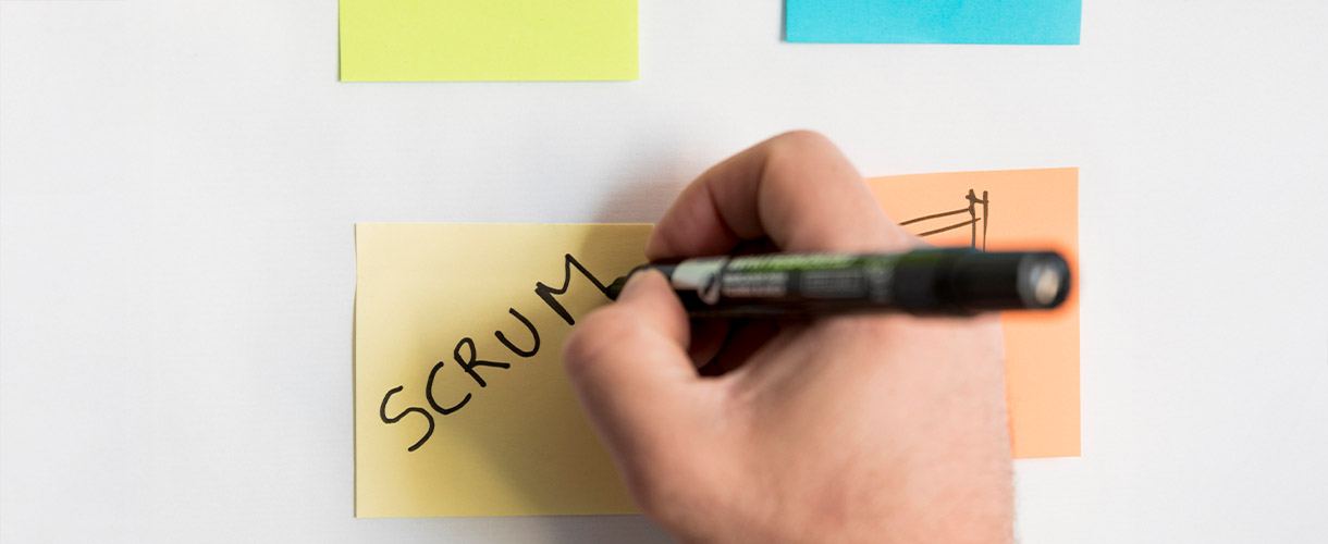Scrum Master – czym się zajmuje i jakich narzędzi używa?